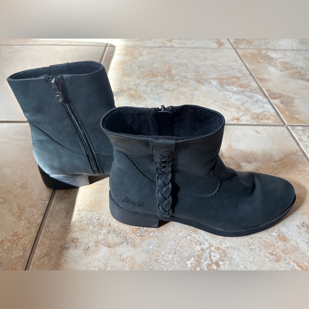 Blowfish Gray Braided Chelsea Ankle Boots - Picture 4 of 6